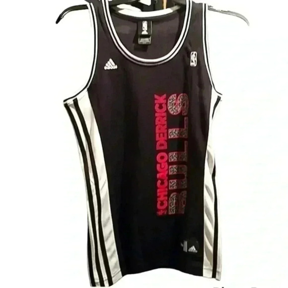 adidas Tops - NWOT bulls Jersey